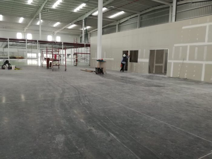 CONSTRUCCIÒN Y REMODELACIÒN DE ESPACIOS